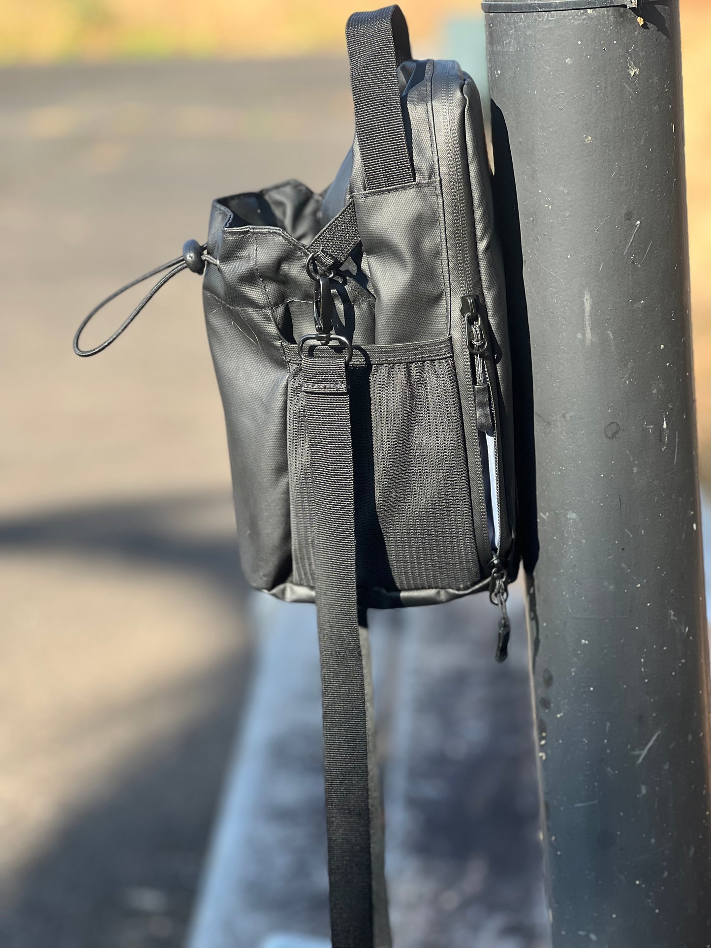 Magnetic Gym Bag Water Bottle