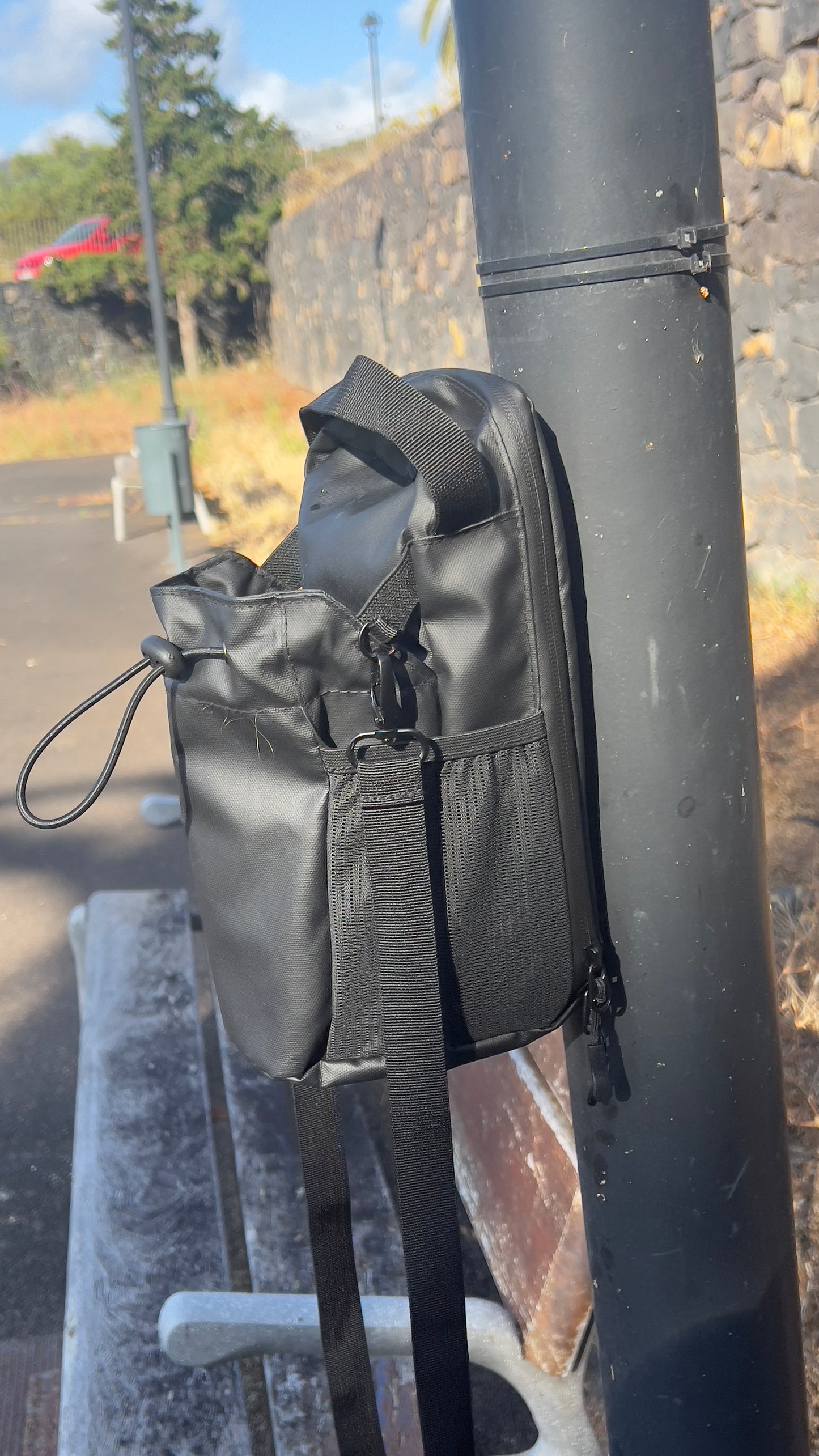 Magnetic Gym Bag Water Bottle